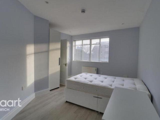 Property for rent in Key Street, Suffolk