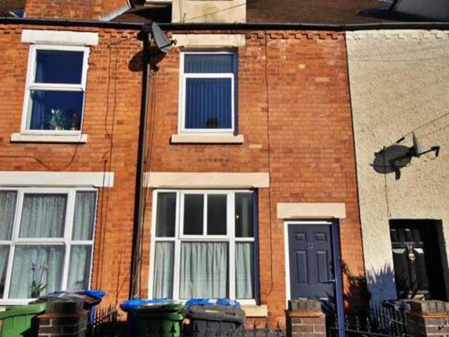 House for rent in Leyfields, Kettlebrook