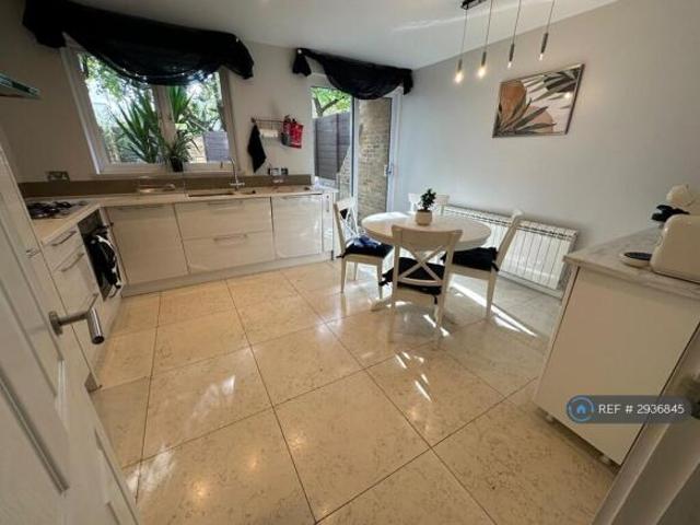 Room for rent in Cat Hill
