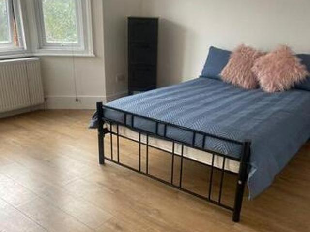 House for rent in Twickenham, Greater London