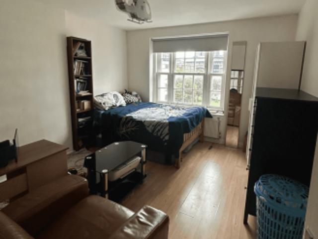 Room for rent in Cat Hill