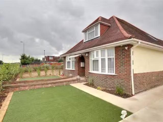 House for rent in Fishersgate, West Sussex