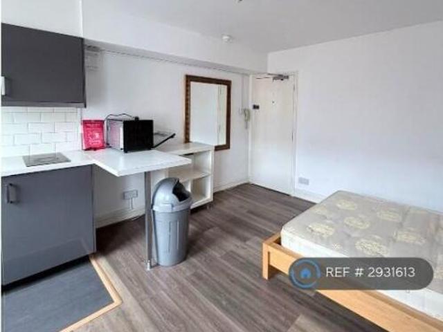 Room for rent in Cat Hill