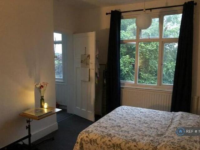 House for rent in Uxbridge, Greater London