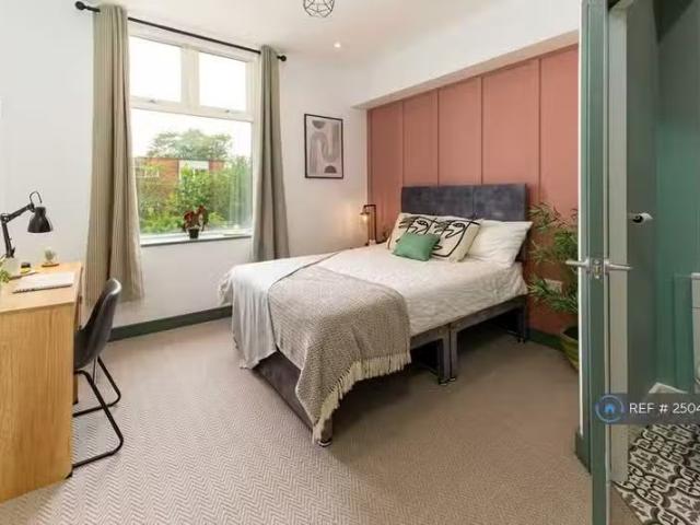 House for rent in Chesham, Bury