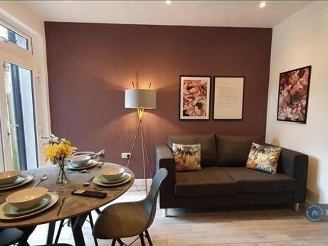 House for rent in Holywell Estate, North Watford