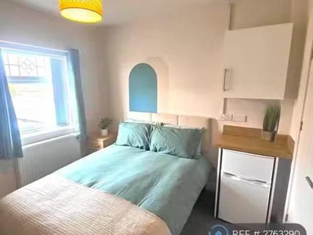 House for rent in Chilvers Coton, Camp Hill