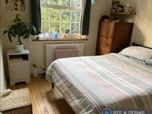 Room for rent in Cat Hill
