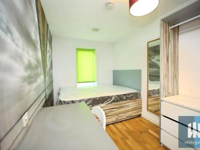 Room for rent in Huddersfield, Kirklees
