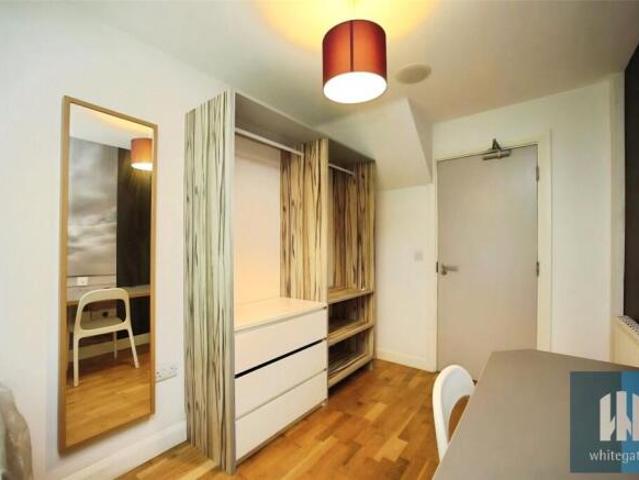 Room for rent in Huddersfield, West Yorkshire