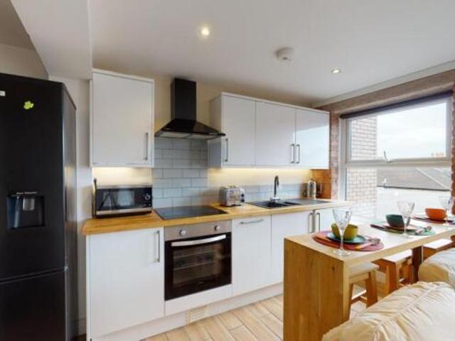Room for rent in Tyndall's Park, Feckenham