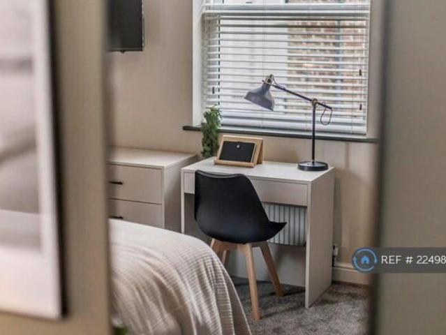 Room for rent in Warrington