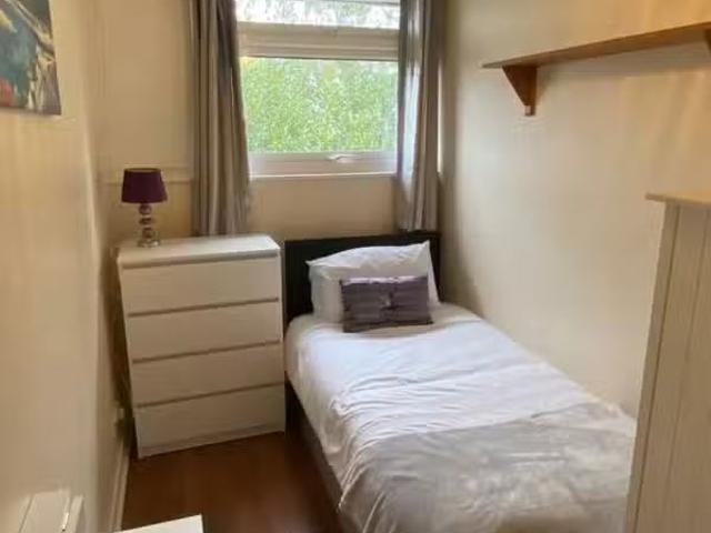 House for rent in Pinfold, Leicestershire