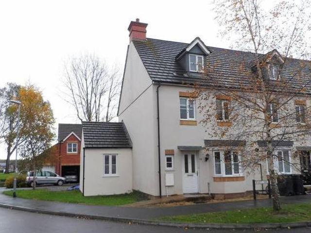 House for rent in Lyons, Greater London