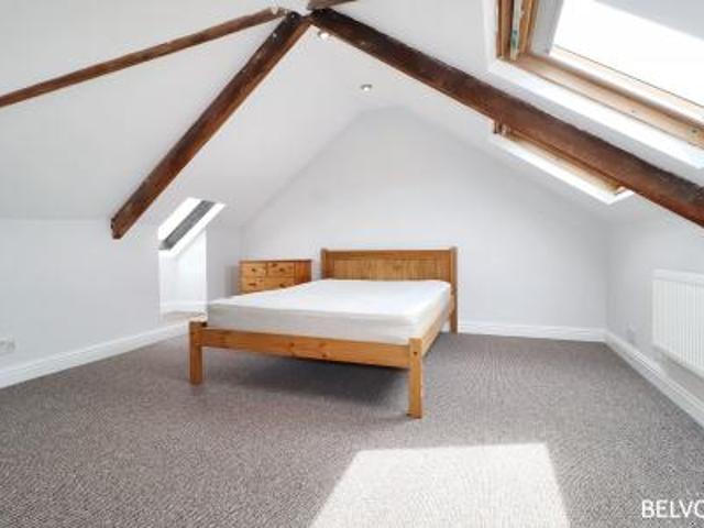 Room for rent in Falcon Lodge, Wales