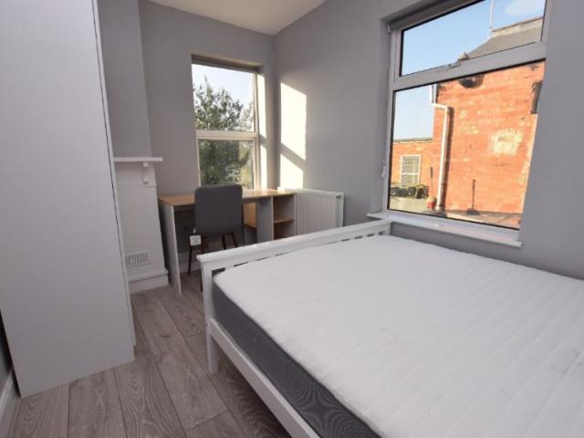 House for rent in Semilong, Northampton