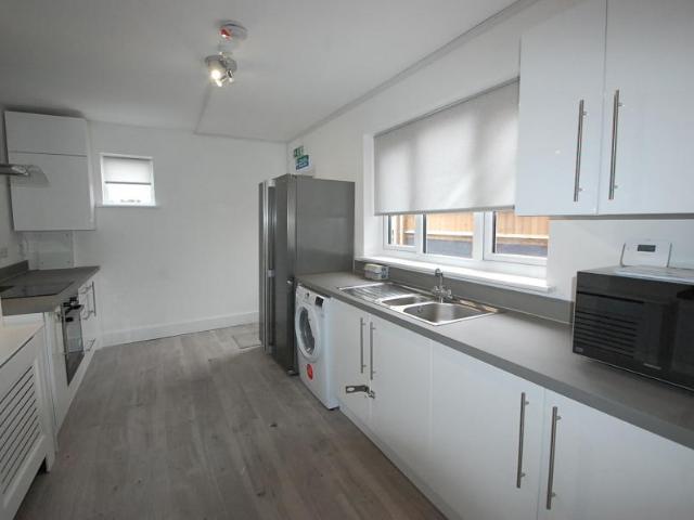 House for rent in Horninglow and Eton, Beamhurst