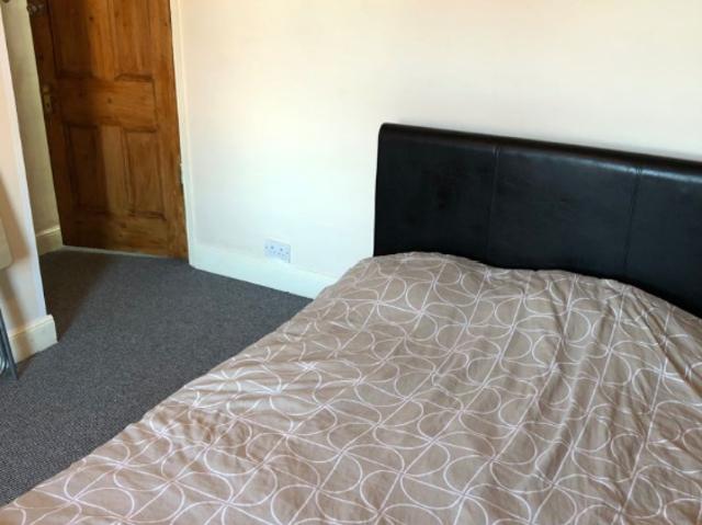 Room for rent in New Normanton, East Midlands