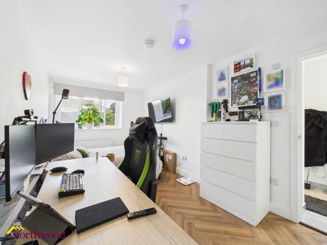 Room for rent in Evershot, Oxfordshire