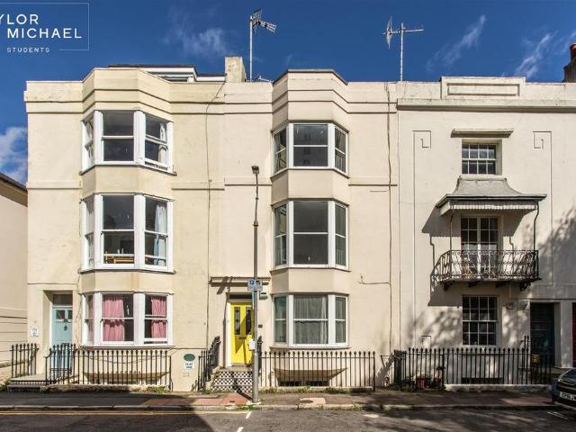 Room for rent in Brunswick, Brighton & Hove