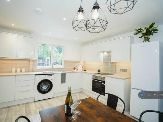 Room for rent in Heath Hill, Telford