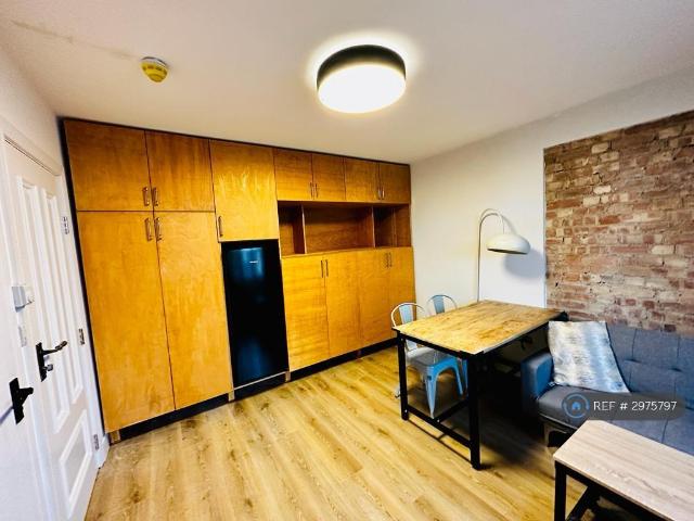Room for rent in Greater London