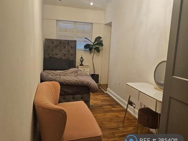Room for rent in Clayhall, Isle Of Man