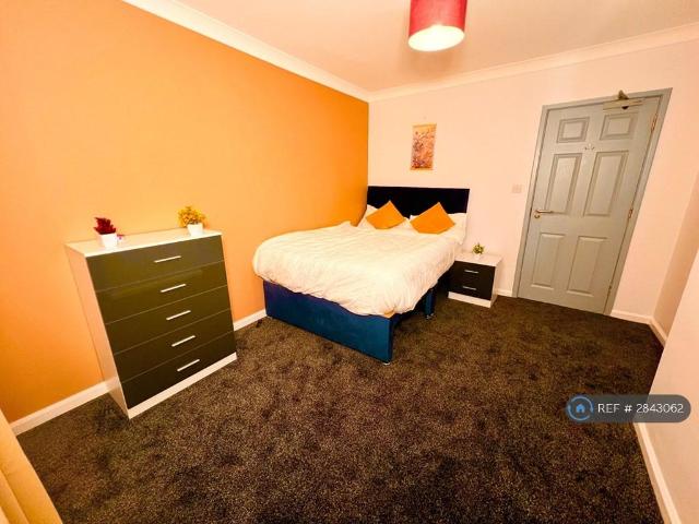 Room for rent in Fordham Heath, Essex