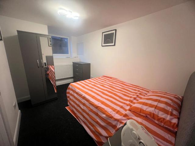 Room for rent in Smallwood, Redditch