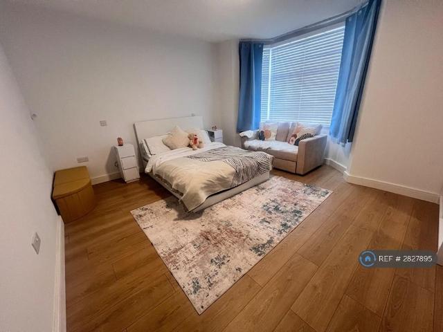 Room for rent in Lower Edmonton, Edmonton