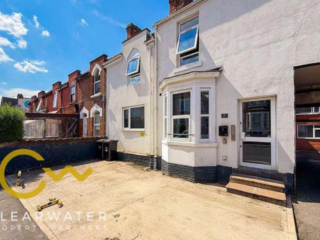 Room for rent in Hyde Park, South Yorkshire