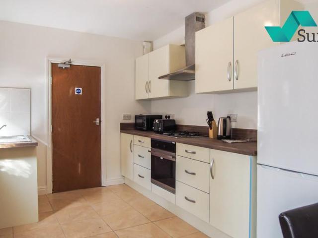 Room for rent in Gravelly Hill, West Midlands