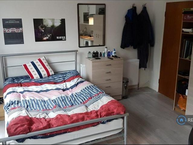 Room for rent in Kentish Town, Isle Of Man