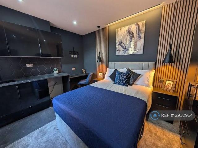 Room for rent in West End, Old Wharf