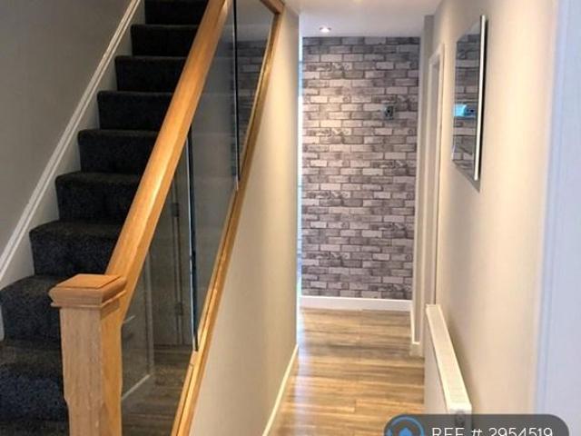 Room for rent in Wood End, Wednesfield
