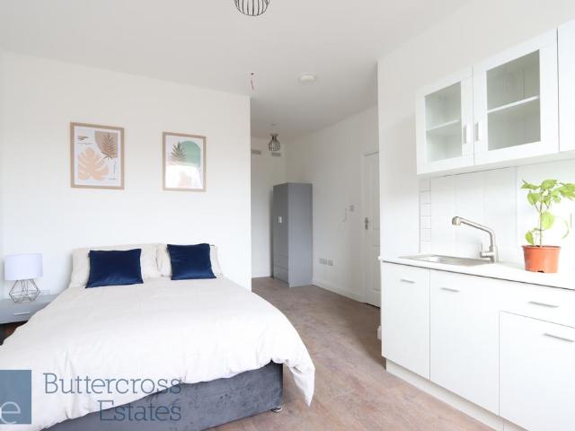 Room for rent in Alverton, East Midlands