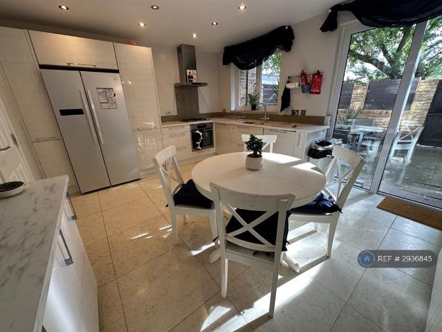 Room for rent in St. John's Wood, Greater London