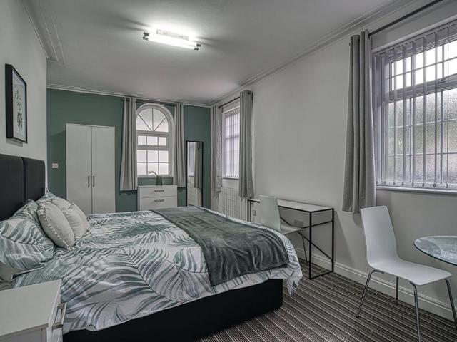 Room for rent in West Bank, Widnes