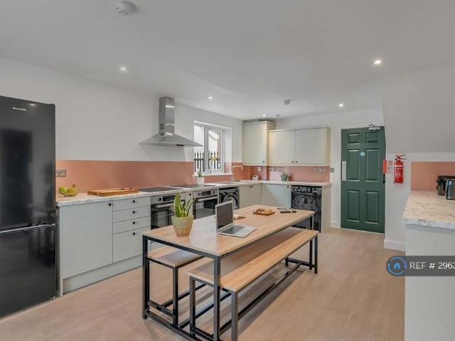 Room for rent in Crostwick, Norfolk