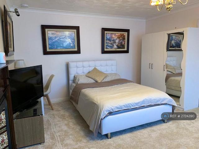 Room for rent in Kingsbury CP, Gun Hill