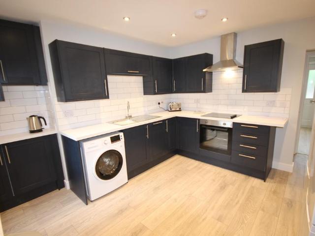 Room for rent in Horninglow and Eton, Beamhurst