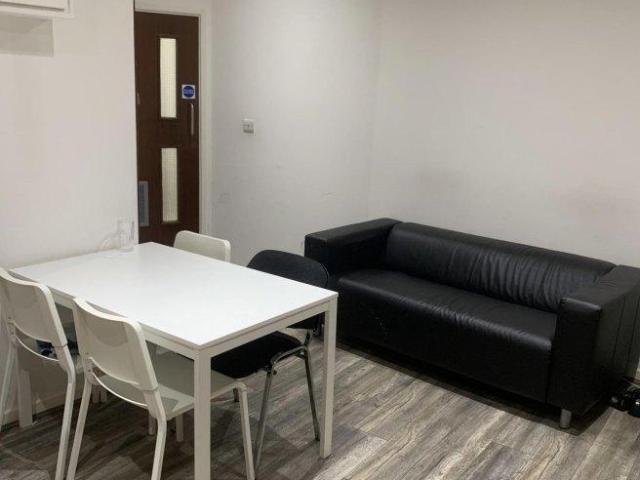 Room for rent in Black Friars, Old Wharf