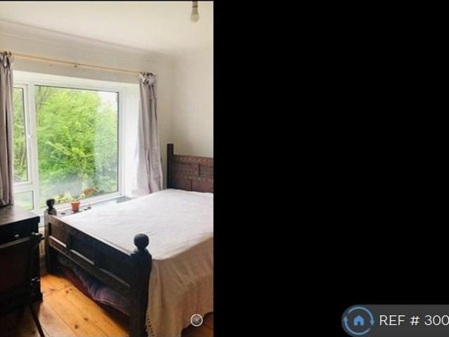 Room for rent in Strode, Devon