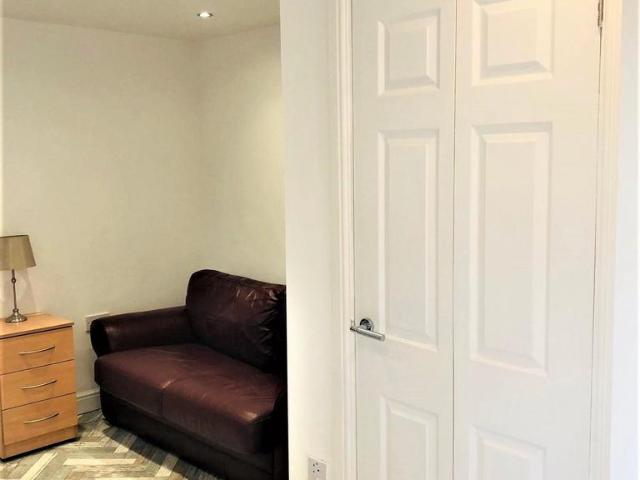 Room for rent in Sutton Coldfield, Isle Of Man