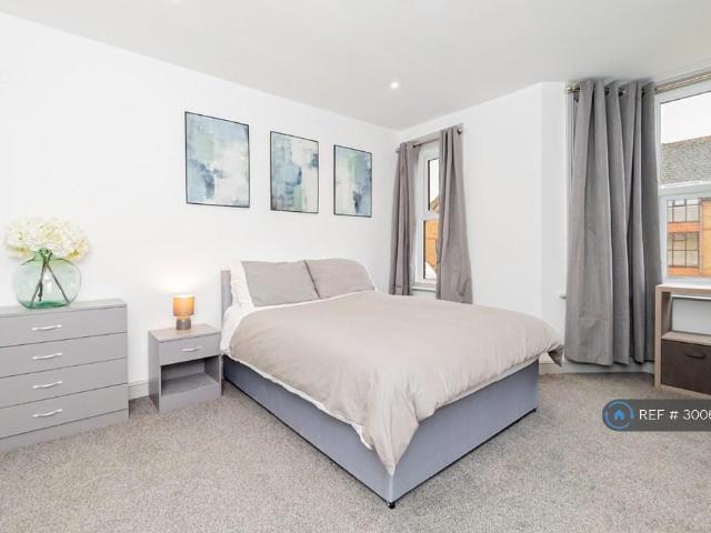 Room for rent in Snipeshill, Oad Street