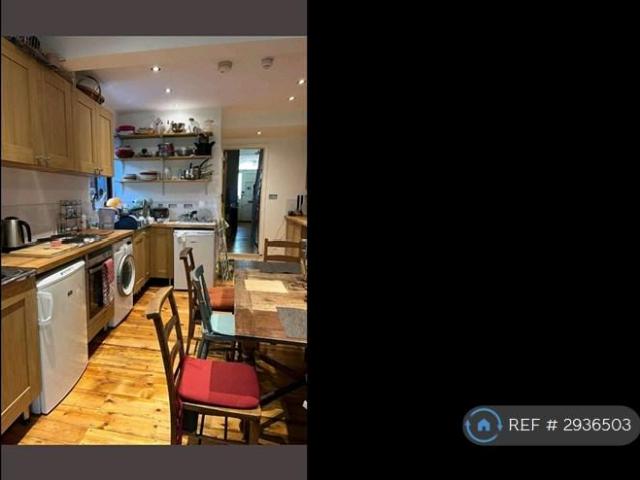 Room for rent in Muswell Hill, Greater London