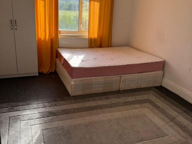 Room for rent in Preston, Greater London