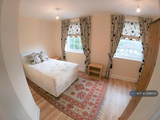 Room for rent in Hertford, Colliers End