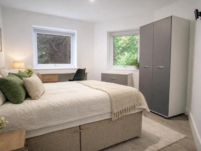 Room for rent in Attenborough, East Midlands