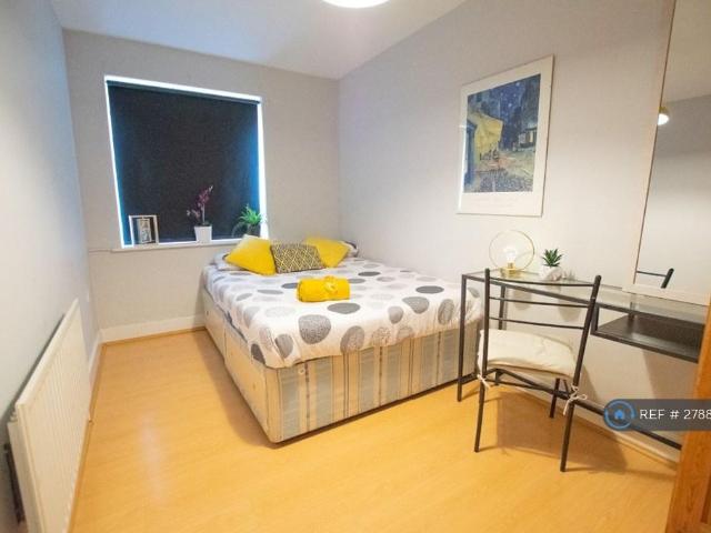 Room for rent in Isle Of Dogs, Isle Of Man